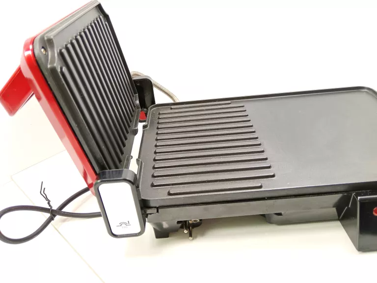 GRILL ELEKTRYCZNY VERO HV-FHTG-205
