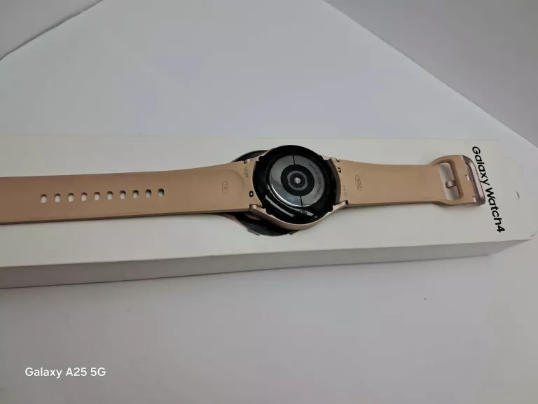 ZEGAREK SMARTWATCH GALAXY WATCH 4 PUD