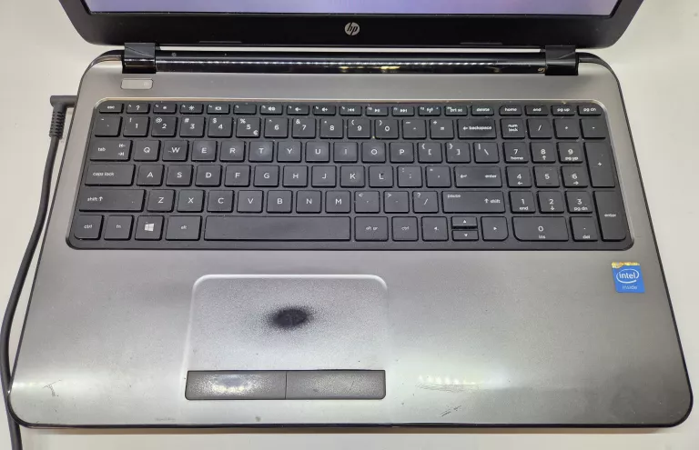 LAPTOP HP 250 G3