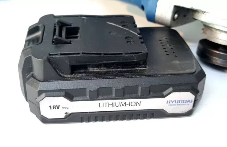 ZESTAW NARZĘDZI HYUNDAI HNHPACK 18V Z AKUMULATOREM