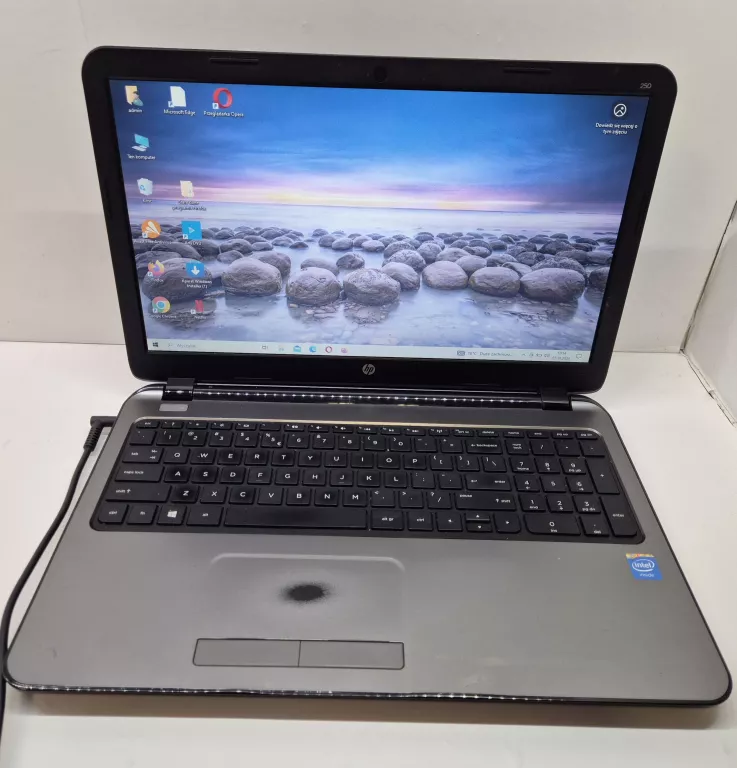 LAPTOP HP 250 G3