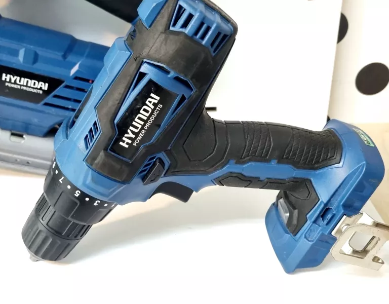 ZESTAW NARZĘDZI HYUNDAI HNHPACK 18V Z AKUMULATOREM