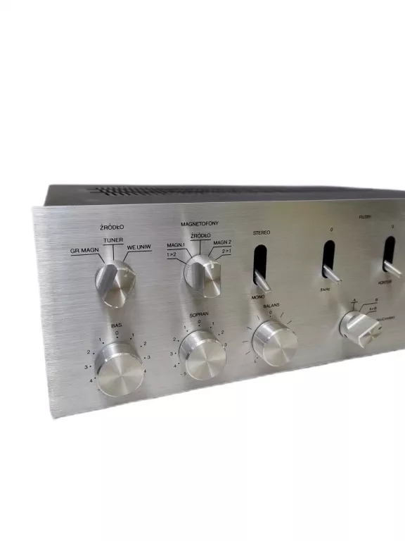 WZMACNIACZ UNITRA WS-303