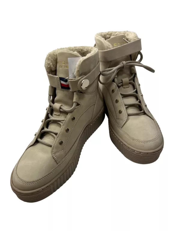 BUTY ZIMOWE TOMMY HILFIGER FW0FW06798 / 38