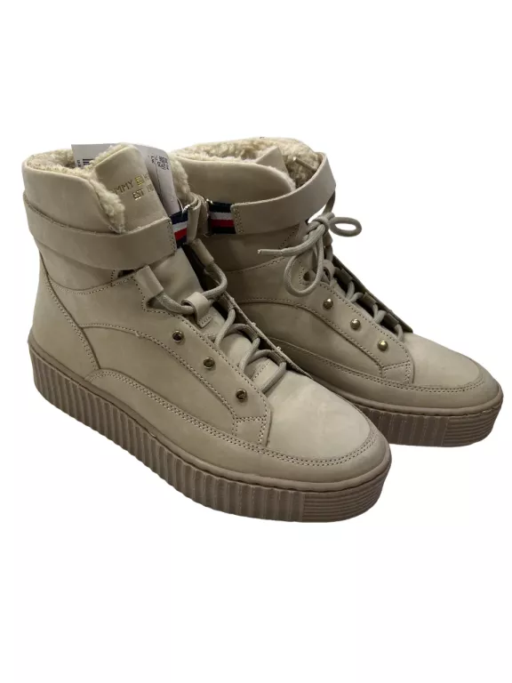 BUTY ZIMOWE TOMMY HILFIGER FW0FW06798 / 38