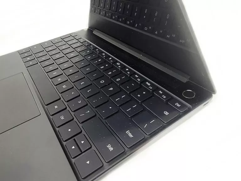 LAPTOP 13" HUAWEI MATEBOOK X MODEL WT-W09 ZESTAW