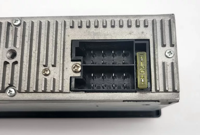 RADIO SAMOCHODOWE XBLITZ RF400 CAM