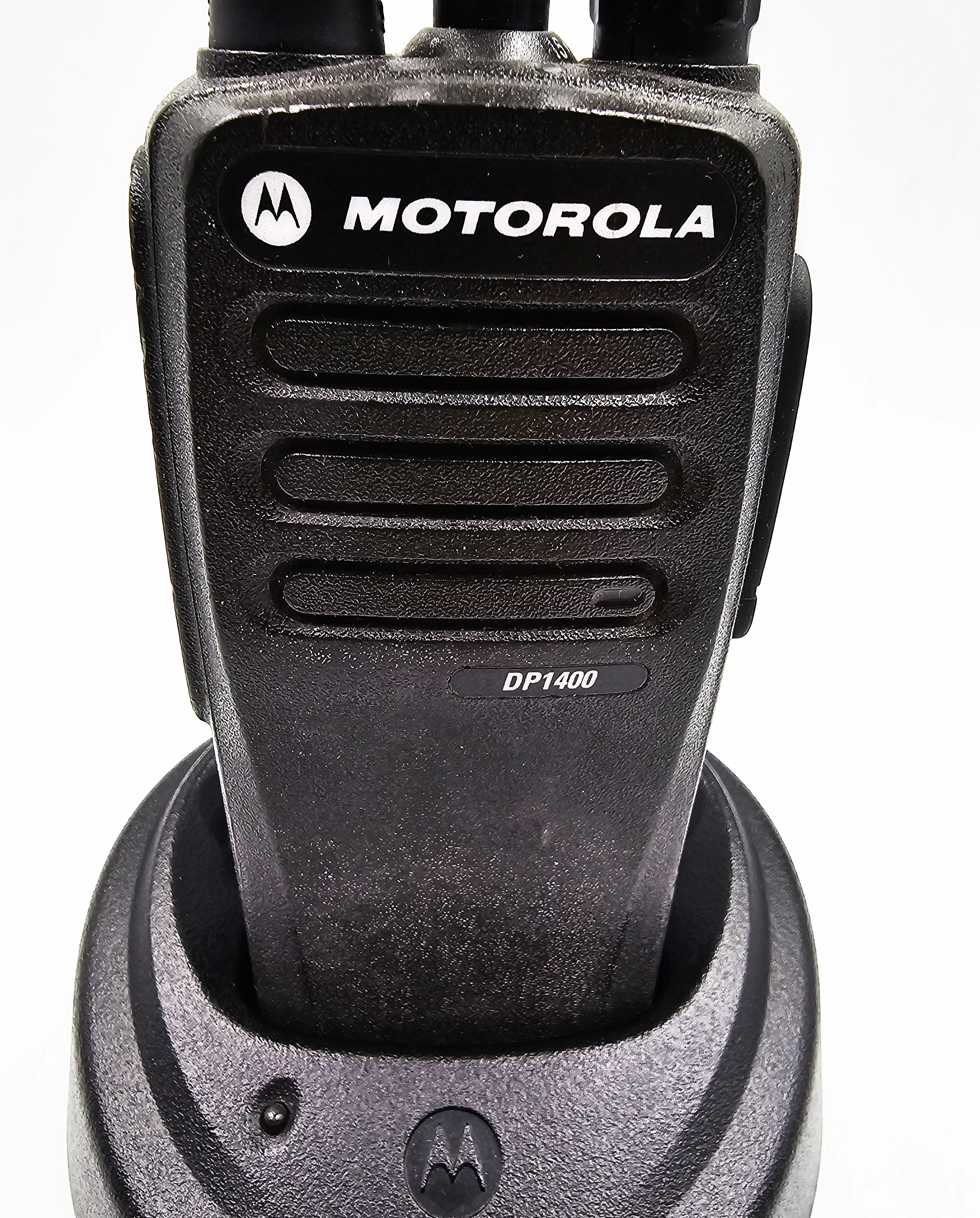 radiotelefon-motorola-dp1400-typ-vhf-ladowarka-marka-243385-478461