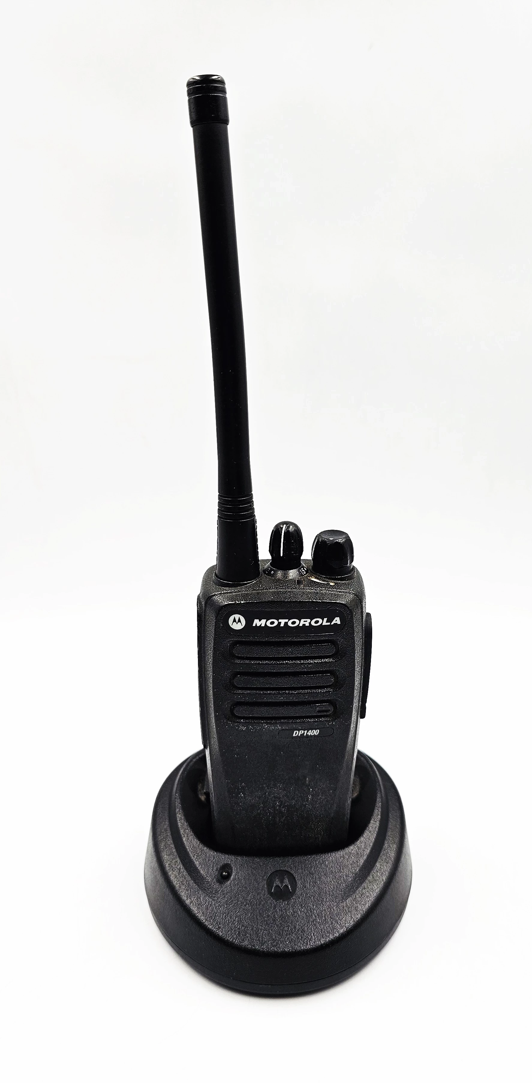 radiotelefon-motorola-dp1400-typ-vhf-ladowarka-ean-gtin-5055563813999