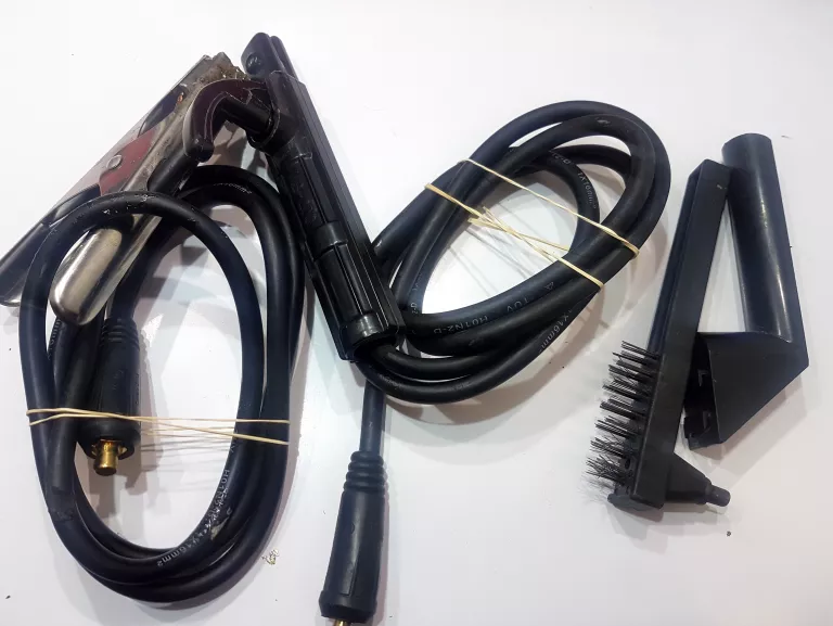 SPAWARKA INWERTOROWA RIPPER IGBT-200 + AKCESORIA