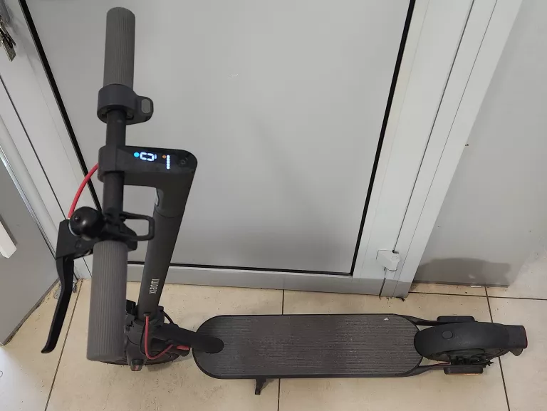 HULAJNOGA ELEKTRYCZNA XIAOMI ELECTRIC SCOOTER 4 LITE NE GWARANCJA