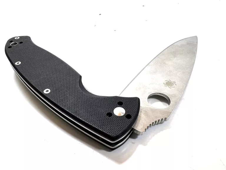 NÓŻ TAKTYCZNY SPYDERCO 8CR13MOV