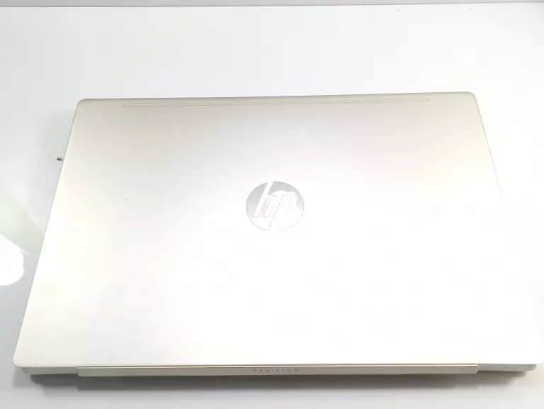 LAPTOP HP PAVILION 14-CE006AUR I3 8GEN/8GBRAM/256SSD/UHD620