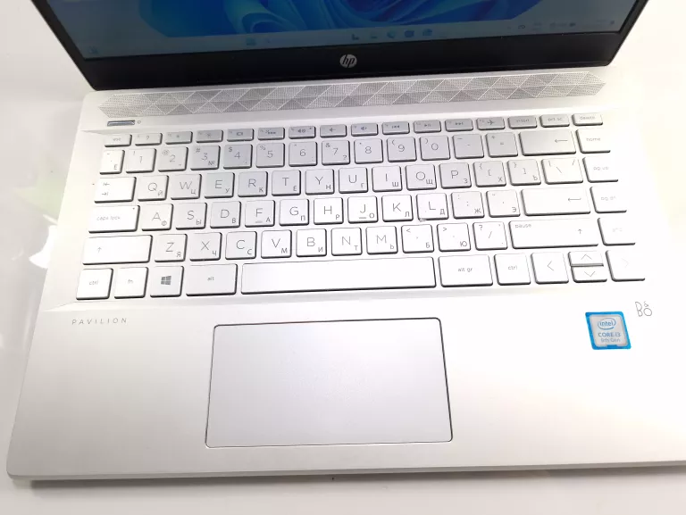 LAPTOP HP PAVILION 14-CE006AUR I3 8GEN/8GBRAM/256SSD/UHD620