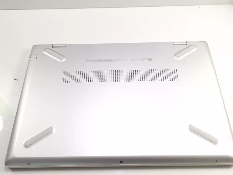 LAPTOP HP PAVILION 14-CE006AUR I3 8GEN/8GBRAM/256SSD/UHD620
