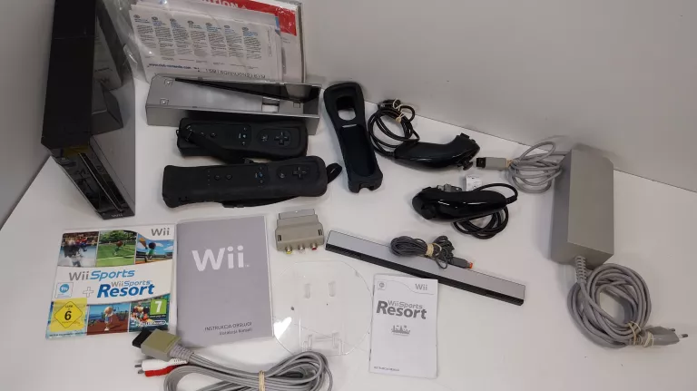 KONSOLA NINTENDO WII D-63760+AKCESORIA