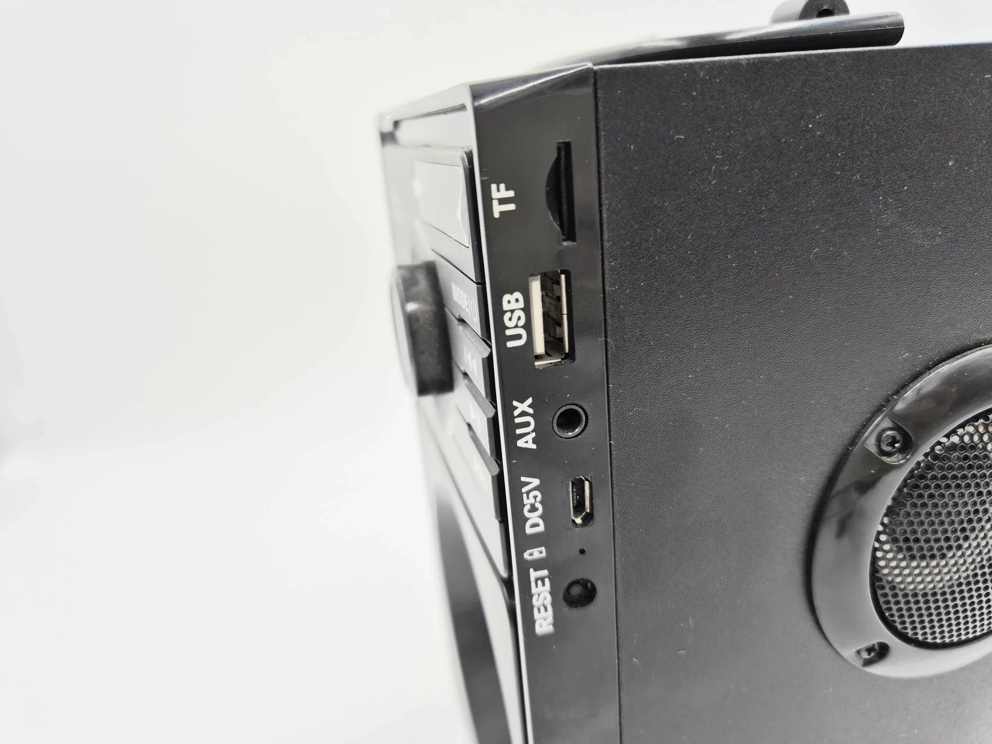 glosnik-bezprzewodowy-boombox-bt-mt3145-opis-marka-207898-234338