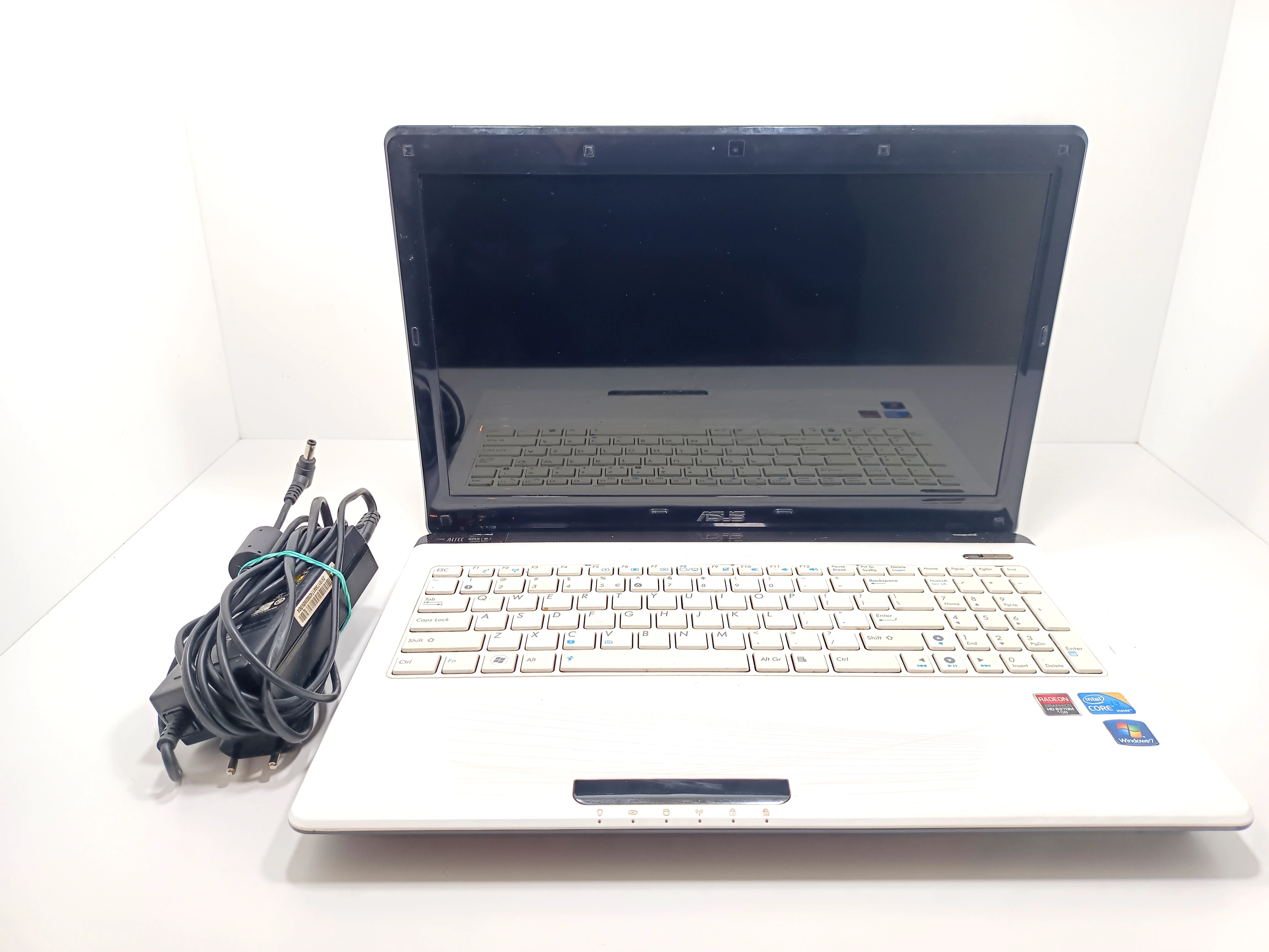 laptop-asus-k52j-i3amd-radeon-hd6300m-3gb320gb-trocka-11-warszawa
