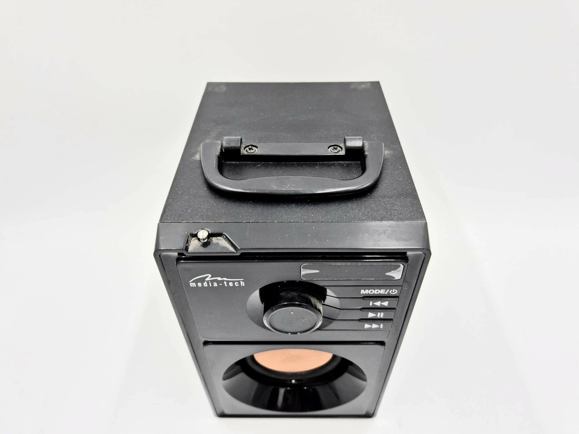 glosnik-bezprzewodowy-boombox-bt-mt3145-opis-funkcje-221089-8