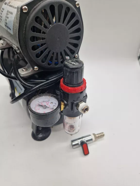 KOMPRESOR DO AEROGRAFU MAGMA TC-20T