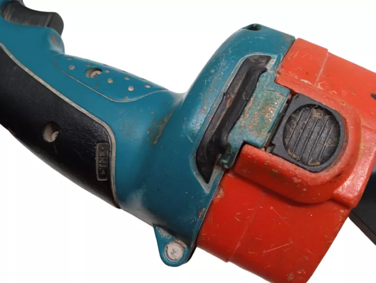 wkretarka-makita-6281d-2-aku-lad-kod-producenta-6281d