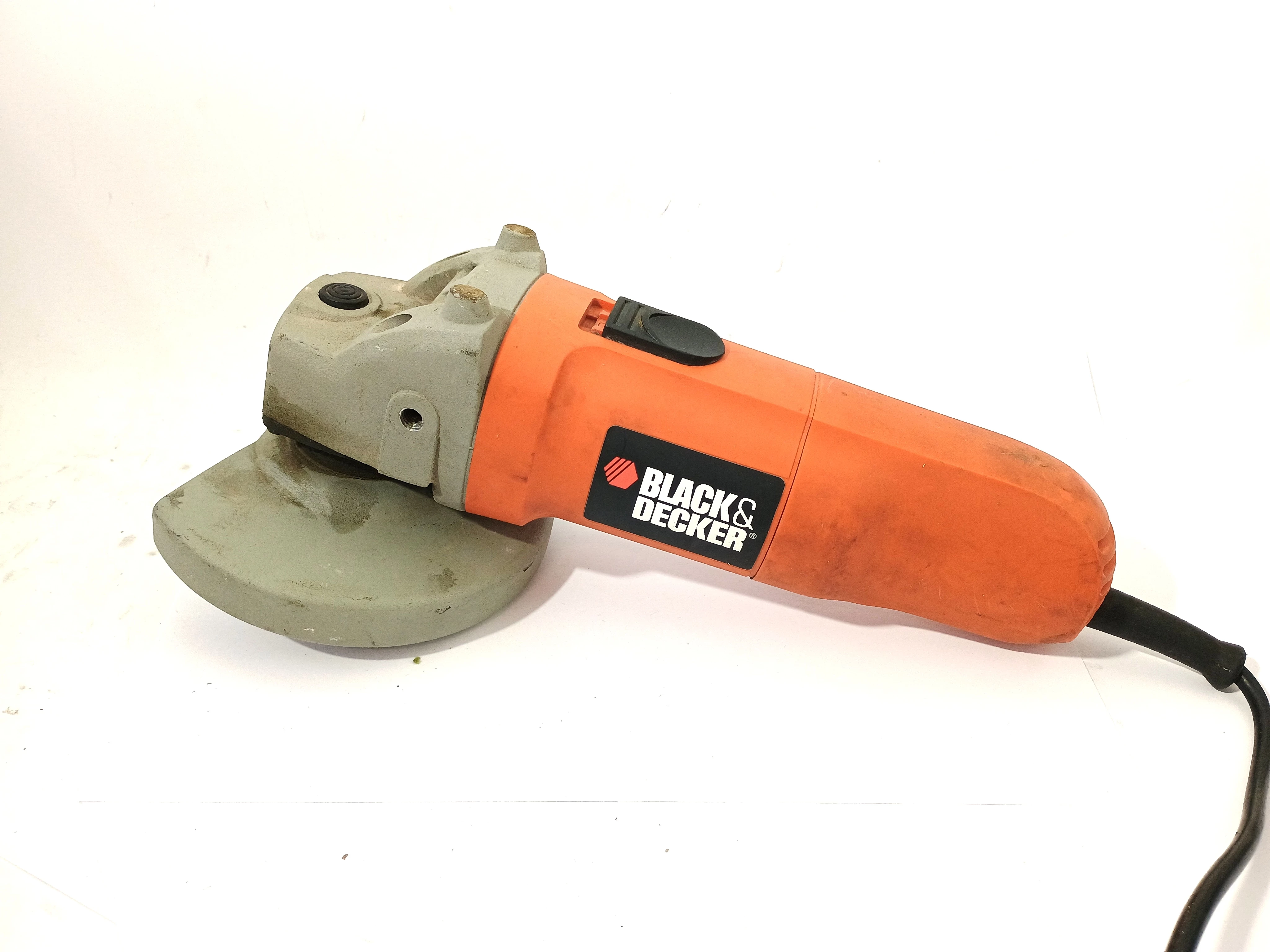 szlifierka-katowa-black-decker-kg725-ean-gtin-5035048206508