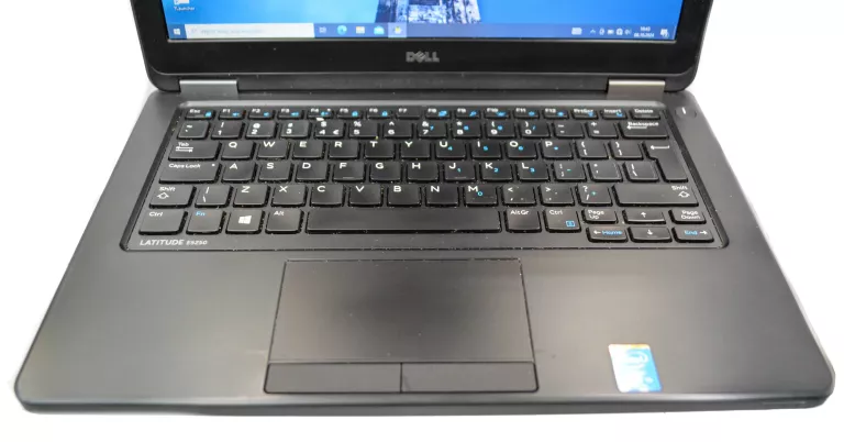 LAPTOP DELL LATITUDE E5250 12,5 " INTEL CORE I5 8 GB / 128 GB