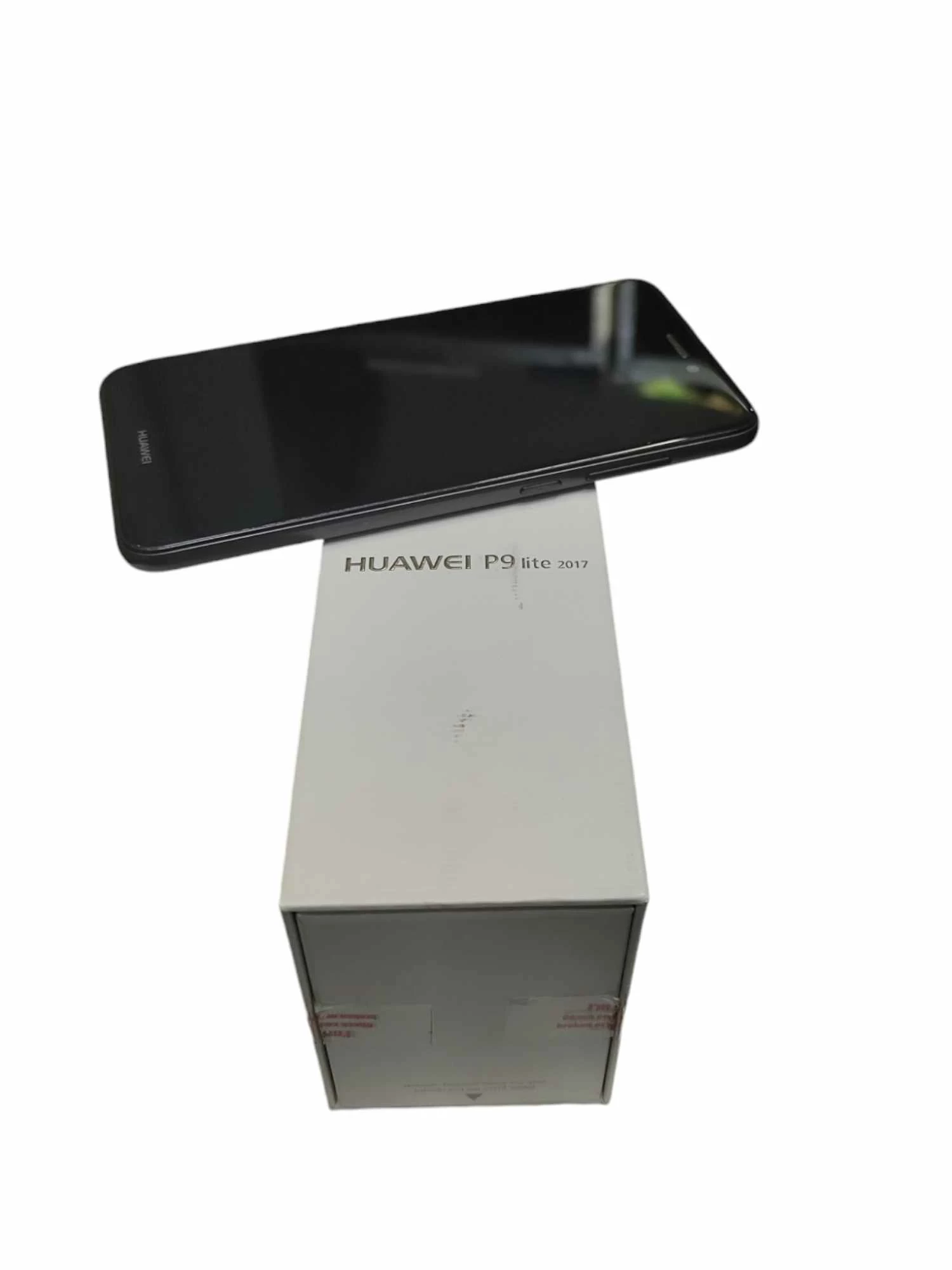 telefon-huawei-p9-lite-2017-kolbe-1a-pila