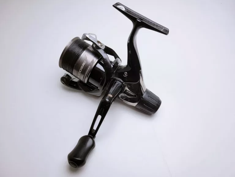 KOŁOWROTEK SHIMANO CATANA 3000 SRC