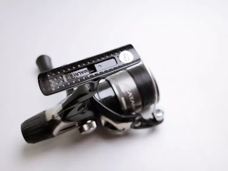 KOŁOWROTEK SHIMANO CATANA 3000 SRC