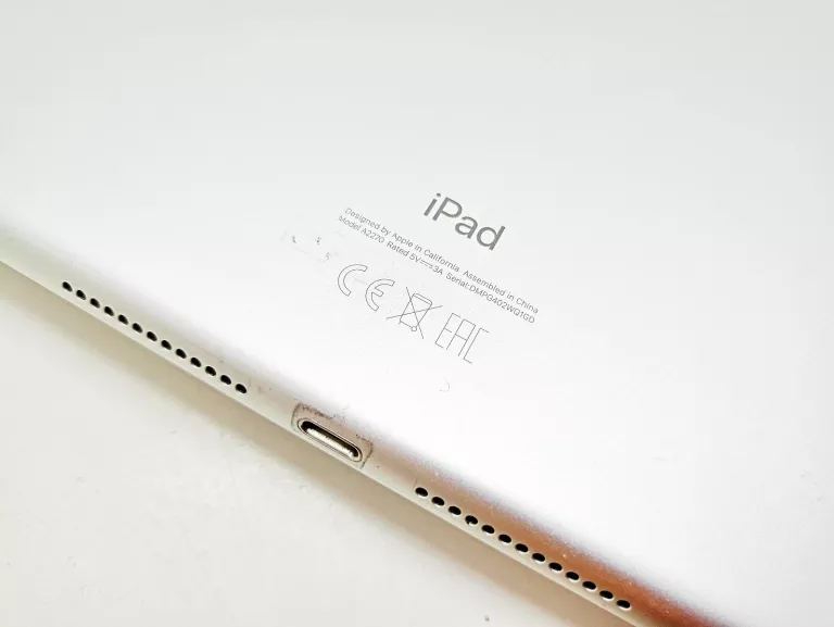 TABLET APPLE IPAD A2270 8GEN + ETUI