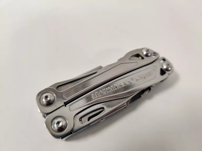 MULTITOOL LEATHERMAN WINGMAN KABURA