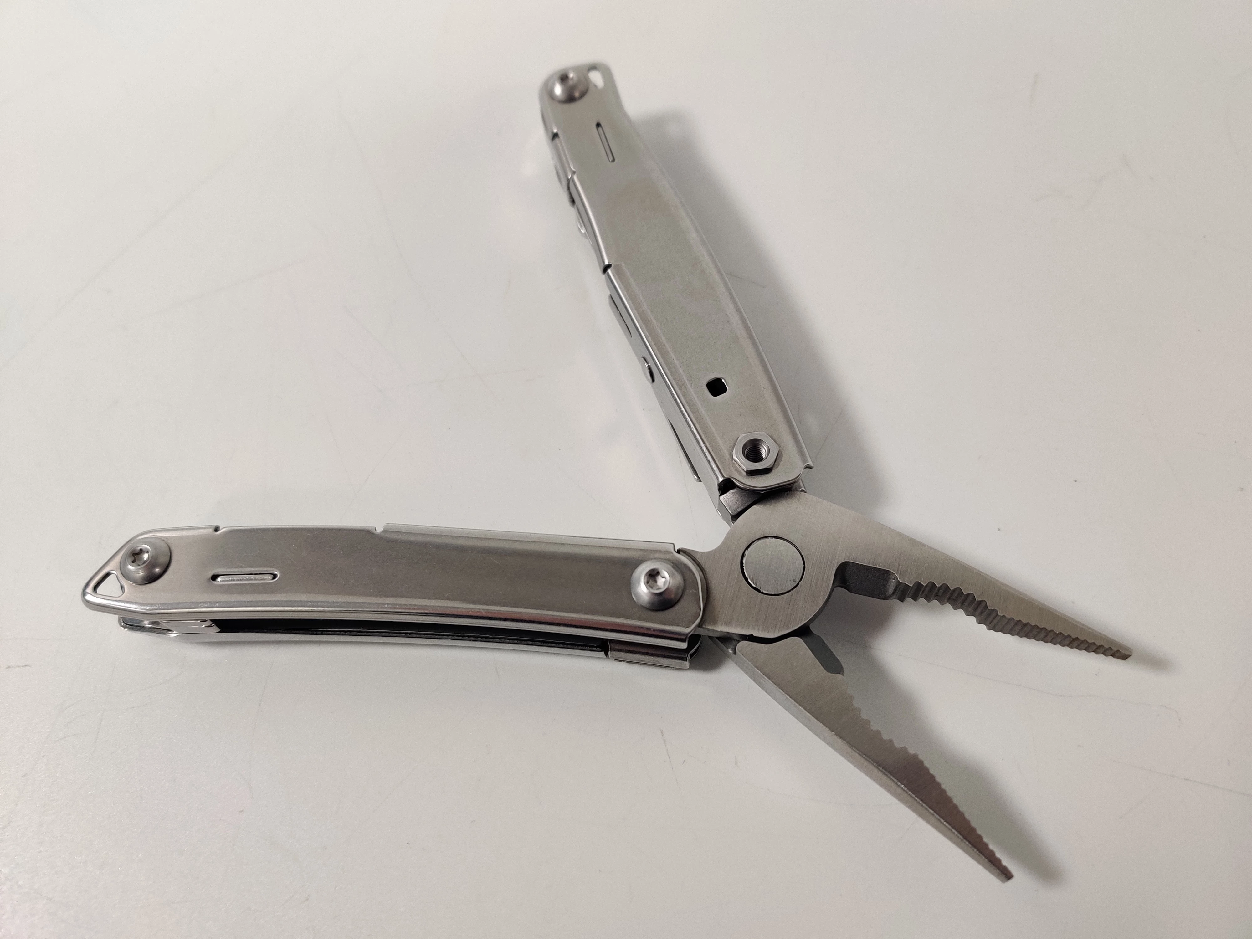 multitool-leatherman-wingman-kabura-stan-11323-2