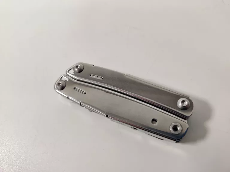 MULTITOOL LEATHERMAN WINGMAN KABURA