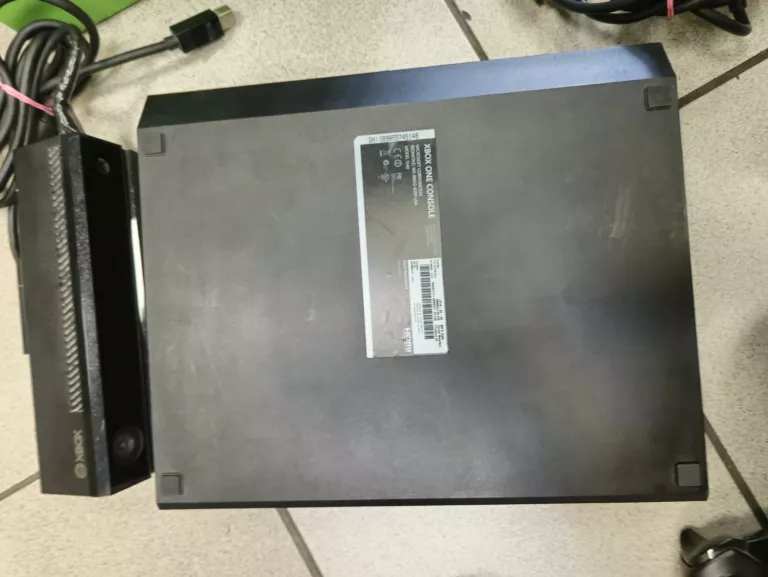 KONSOLA XBOX ONE 500GB FULL ZESTAW 1540 ,2 PADY.,GRY.KINECT