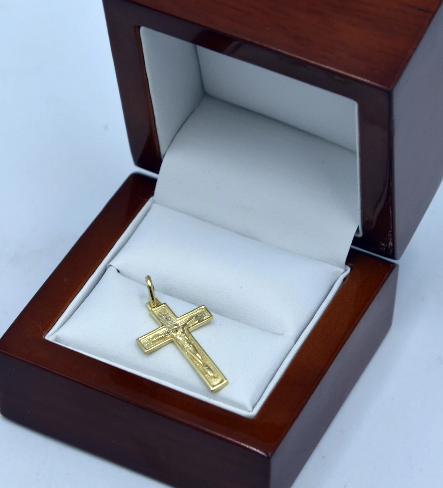 zloty-krzyzyk585-w167g-swietlikow-8-warszawa