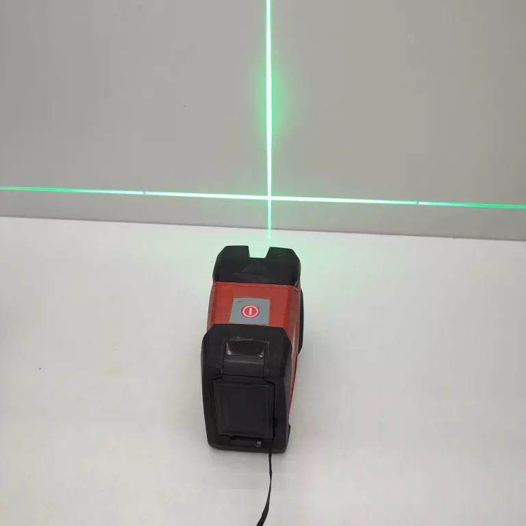 LASER KRZYŻOWY HILTI PM 2-LG 40 M ZIELONY W POKROWCU Z UCHWYTEM