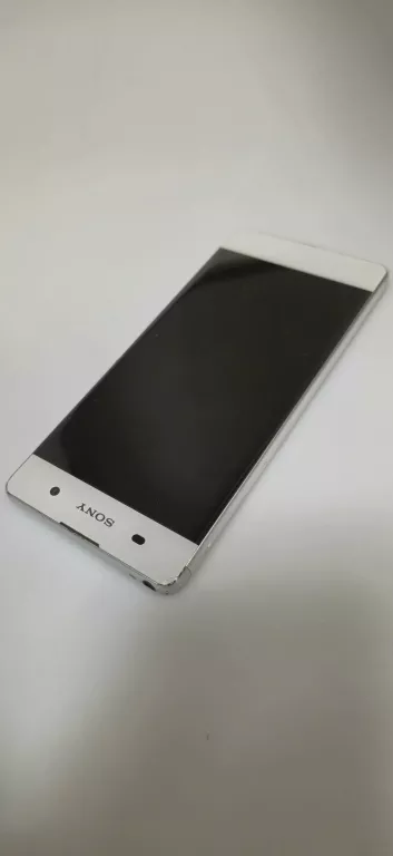 TELEFON SONY XPERIA XA 16GB,KOMPLET