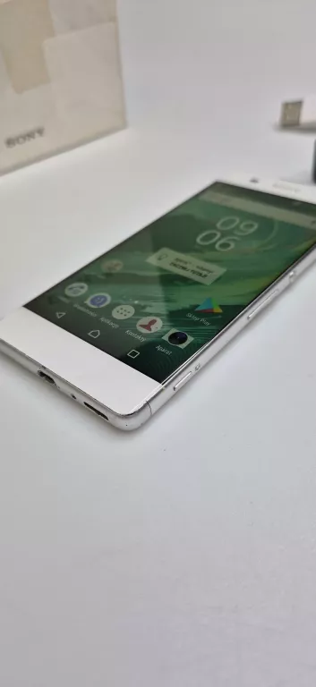 TELEFON SONY XPERIA XA 16GB,KOMPLET