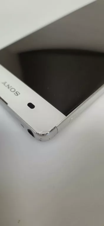 TELEFON SONY XPERIA XA 16GB,KOMPLET
