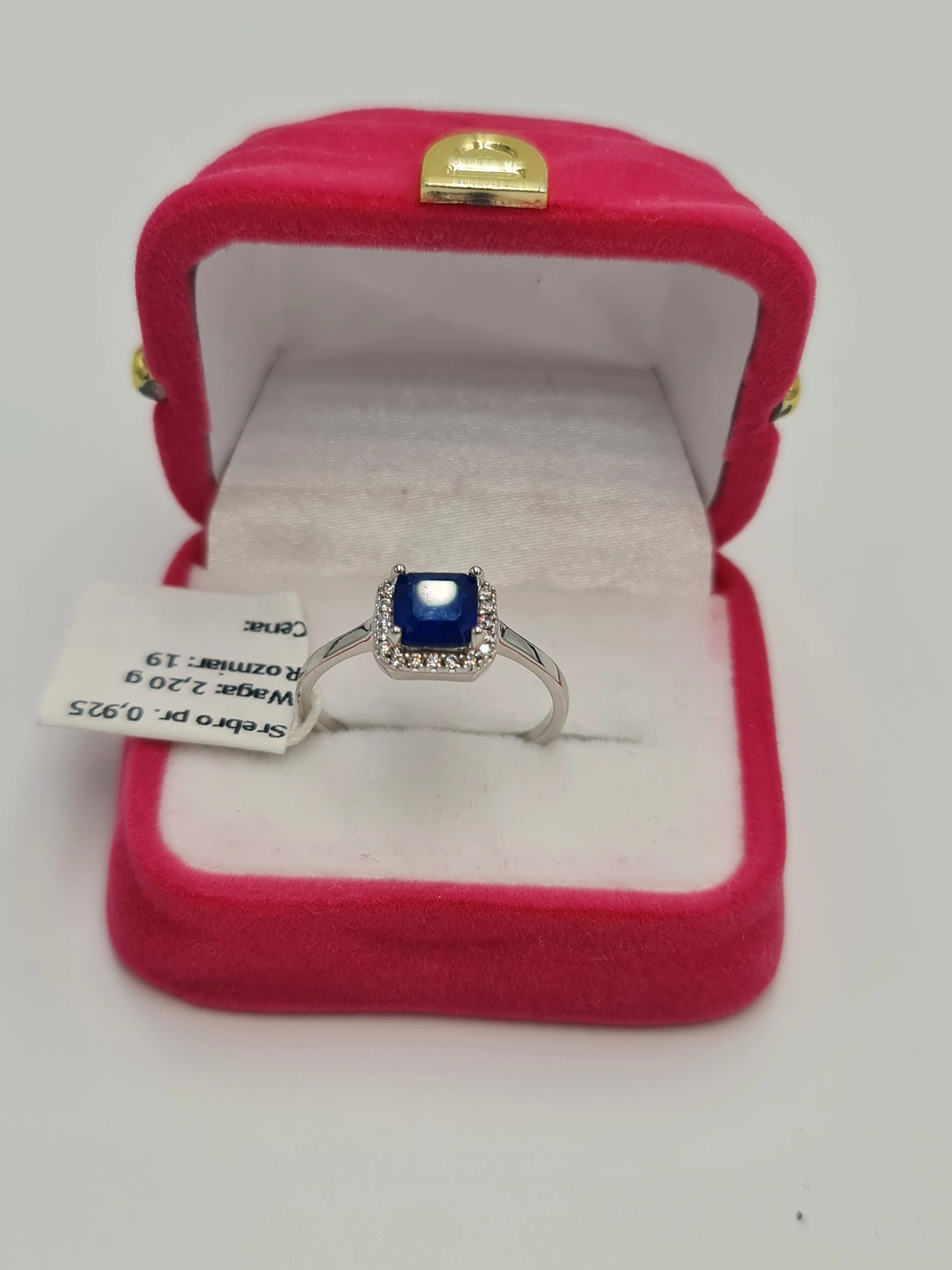 pierscionek-srebrny-z-niebieskim-krysztalem-gorskim-r19-22g-stan-11323-1