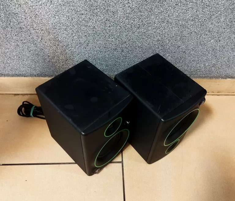 KOLUMNY MONITORY MACKIE CR-4X STUDIO AKTYWNE 50W UNIKAT