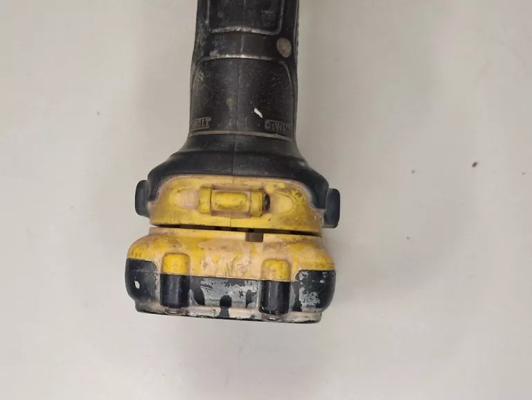 ZAKRĘTARKA UDAROWA DEWALT DCF815 10,8V