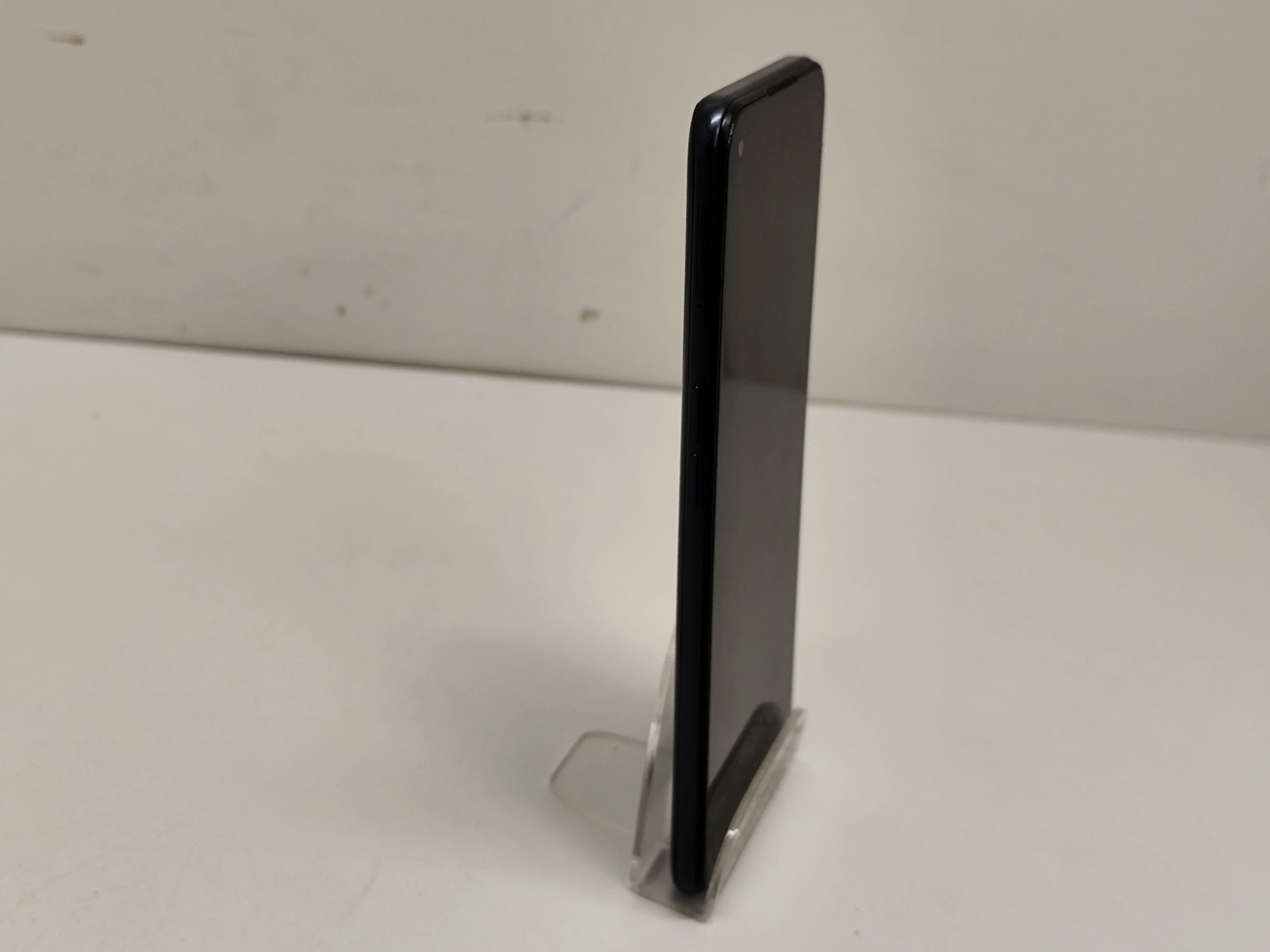 telefon-oppo-a53-pobity-przekatna-ekranu-650