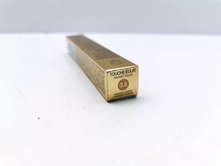 YVES SAINT LAURENT TOUCHE ÉCLAT - ROZŚWIETLACZ W PISAKU