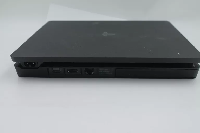 KONSOLA PS4 SLIM / CUH 2016A / 500GB + PAD