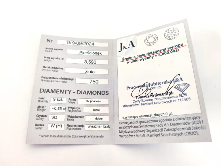 ZŁOTY PIERŚCIONEK KWADRAT Z DIAMENTAMI 3,59G/750