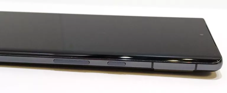 TELEFON GOOGLE PIXEL 7 PRO 12/128GB