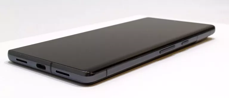 TELEFON GOOGLE PIXEL 7 PRO 12/128GB