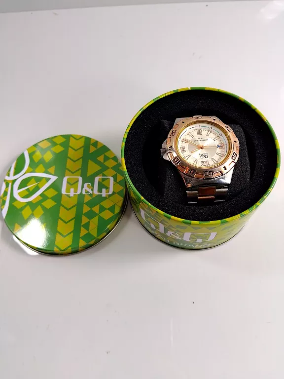 ZEGAREK STAINLESS STEEL Q & Q JAPAN BRAND